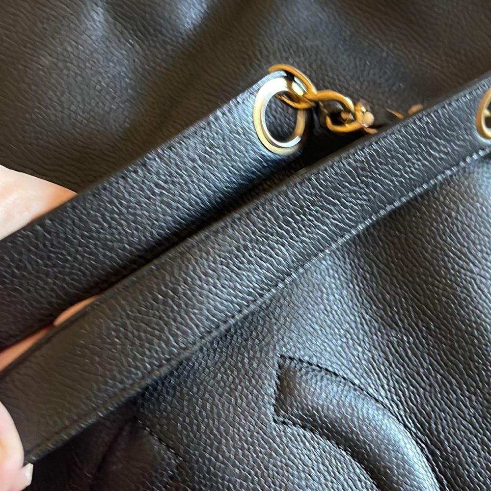 💄Chanel EUC 90s Vintage Chanel code intact but starting to flake but can see it - Picture 4 of 12